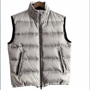 New $325 Theory Mens Puffer (Down) Vest!  Large  Silver Metallic With Black Trim